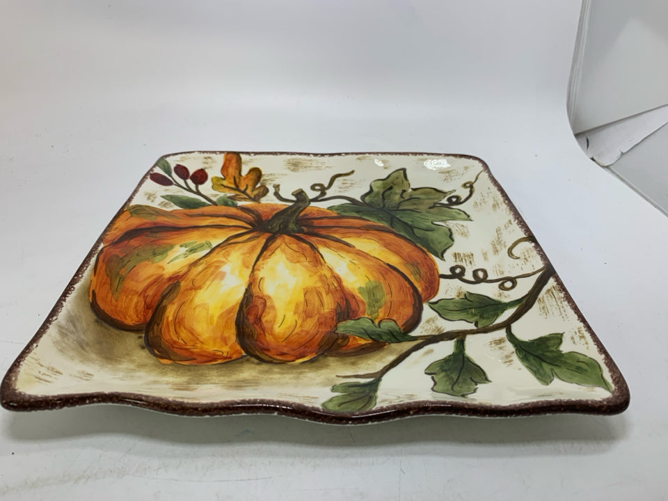 SQUARE CERAMIC PUMPKIN SERVING PLATE.