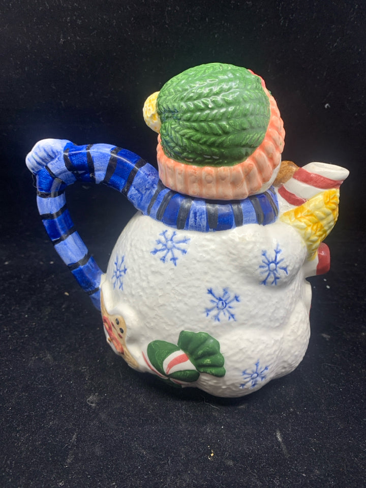 SNOWMAN TEA POT.