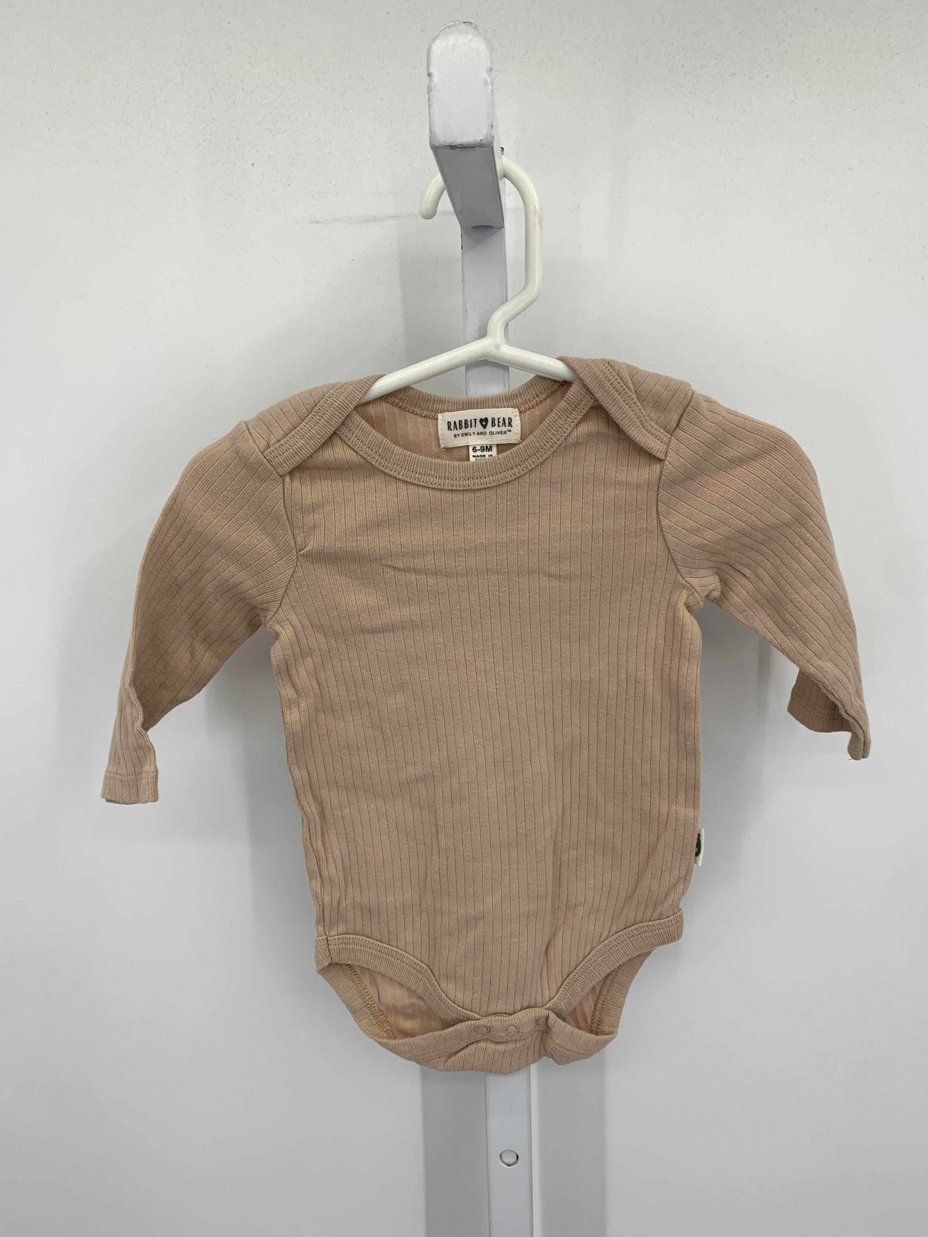 Rabbit + Bear Size 6-9 mon Girls Long Sleeve Shirt