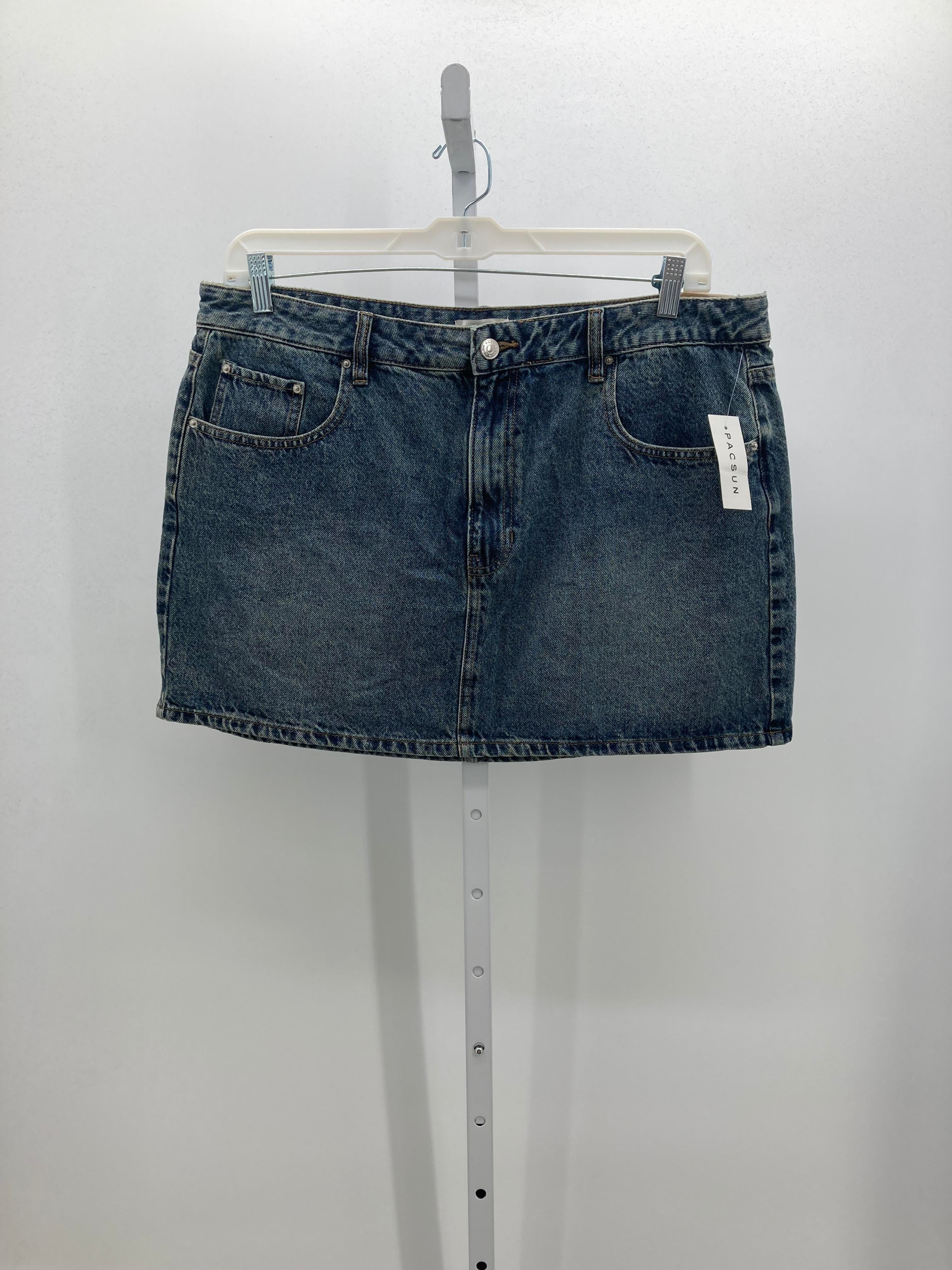 PacSun Size 16 Juniors Skirt