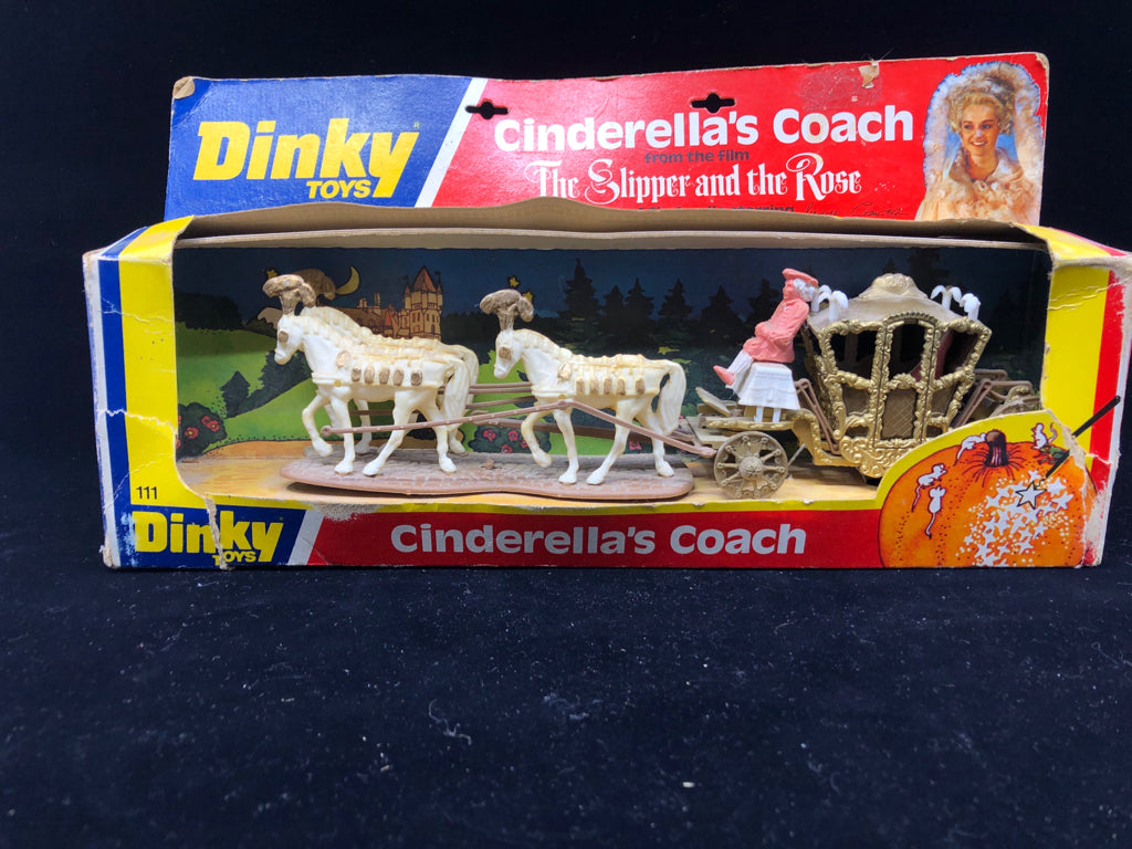 VTG CINDERELLA'S COACH AND HORSES #111 TOY IN BOX.