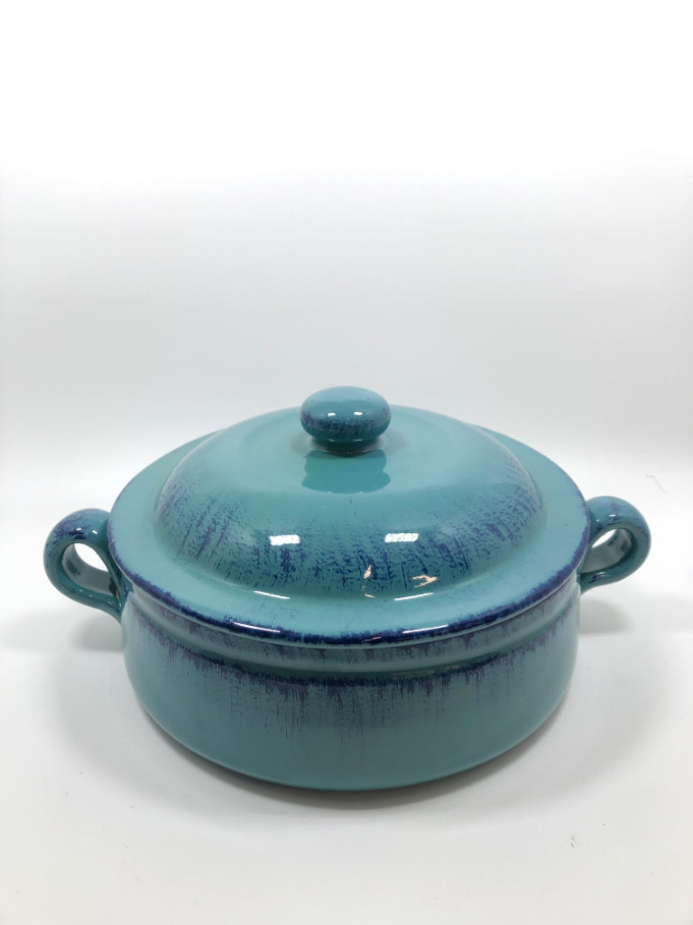 DE SILVA BLUE GLAZED TERRA COTTA COVERED CASSEROLE DISH.