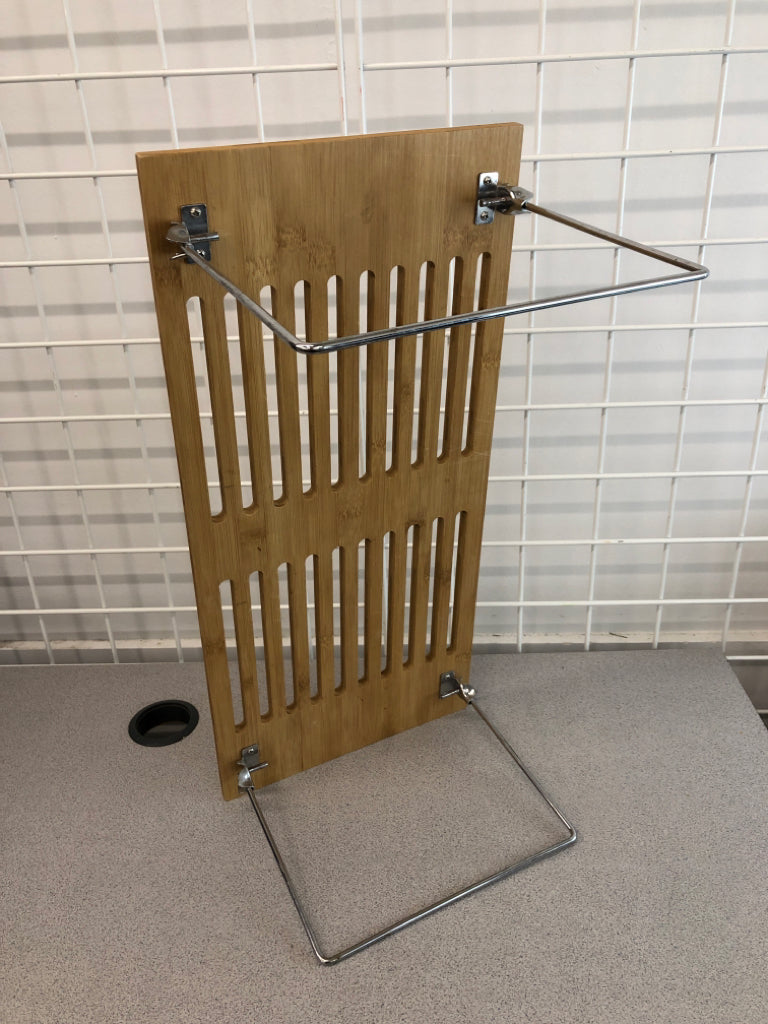 FOLDING BAMBOO TRAY.