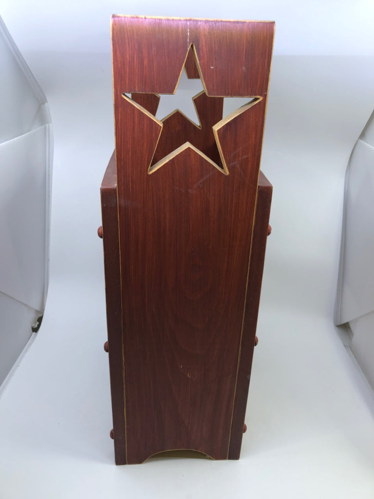 PRIMITIVE WOOD MAGAZINE HOLDER W STARS.