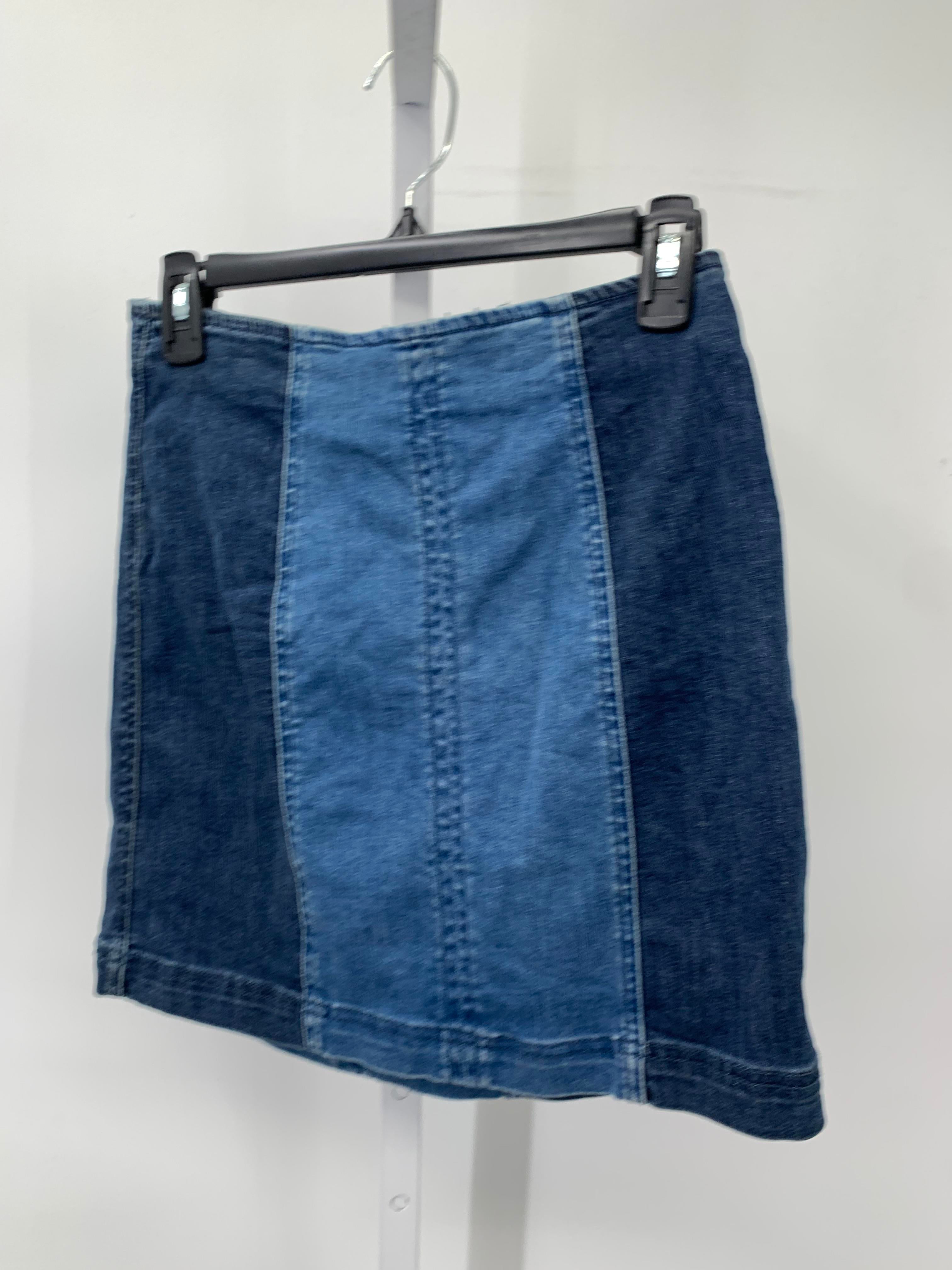PacSun Size 4 Juniors Skirt