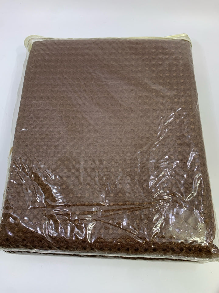 NIP BROWN SHOWER CURTAIN HOTEL COLLECTION.