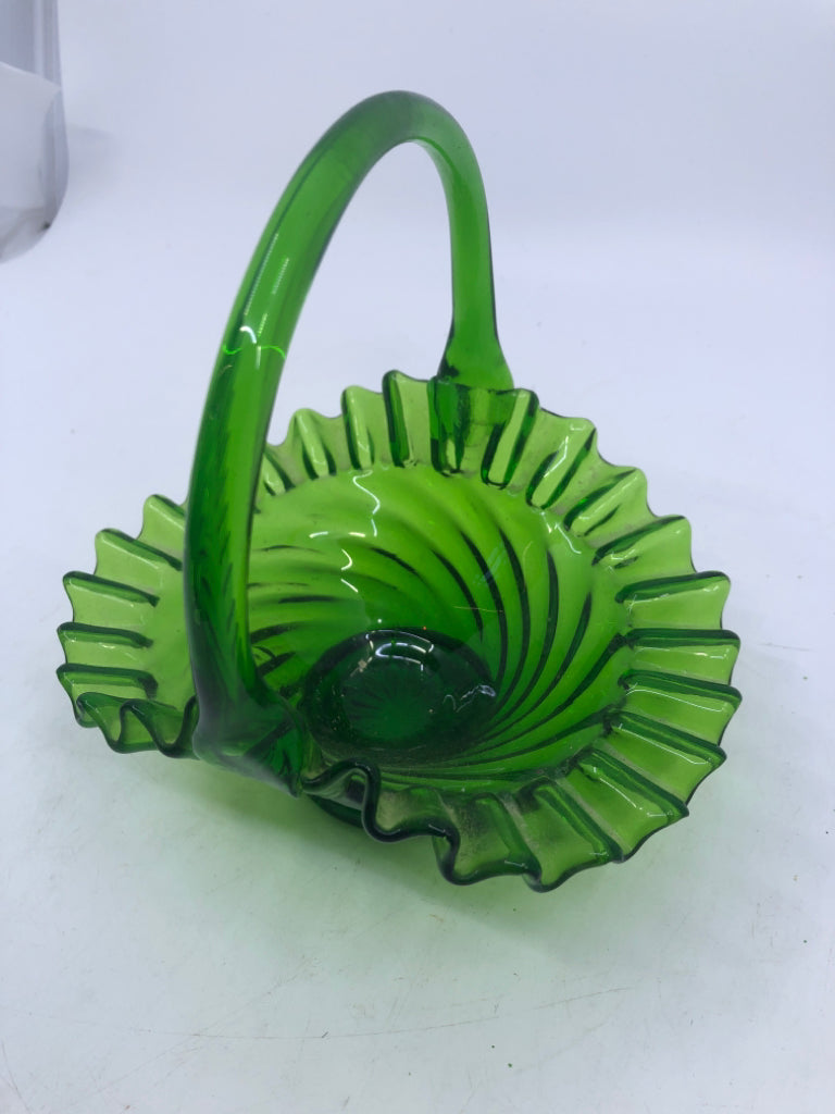 VTG GREEN RUFFLED EDGE GLASS BASKET.