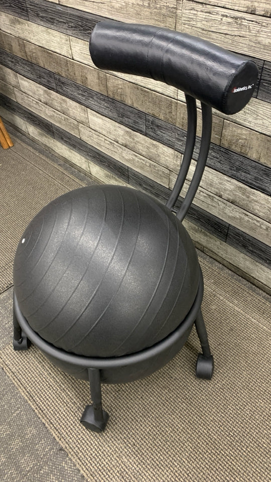 BLACK BALANCE BALL CHAIR W/BACK SUPPORT.