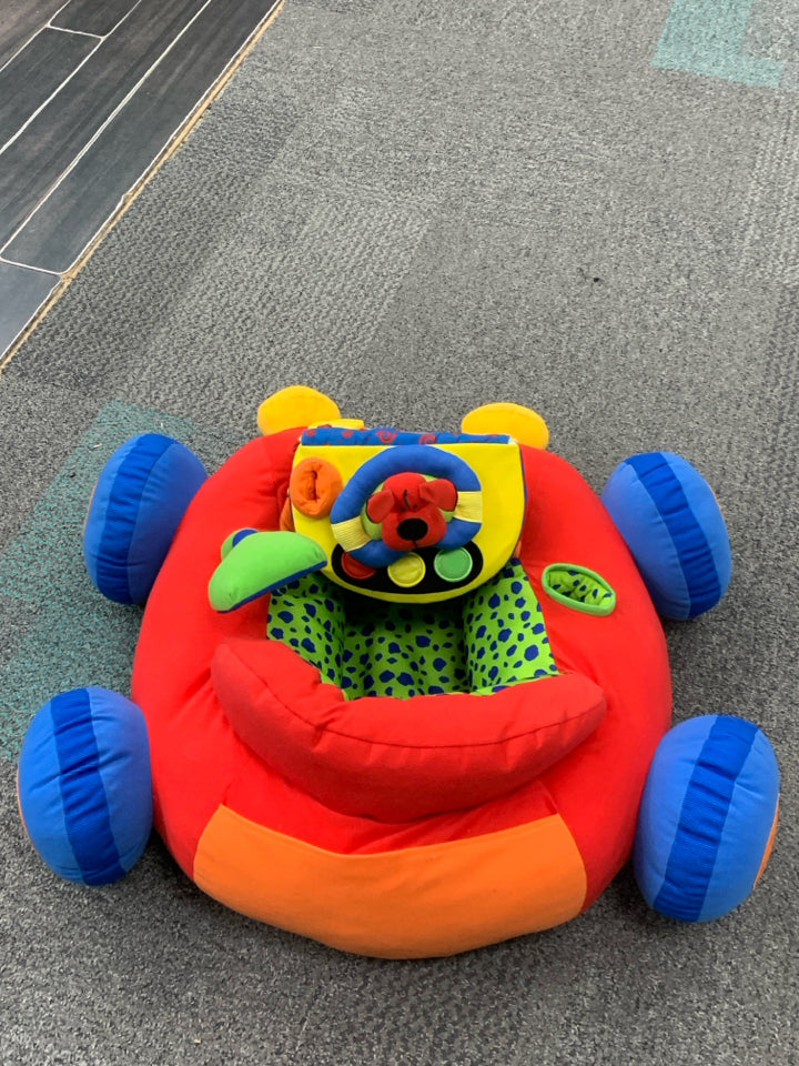 Melissa & Doug Beep-Beep and Play Activity Center Baby Toy