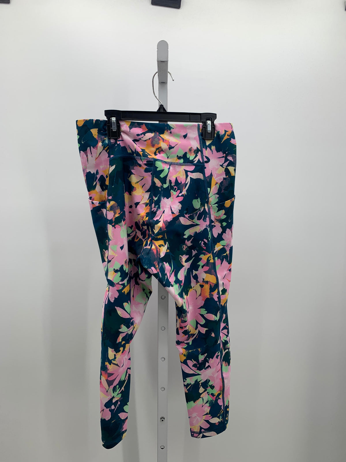 Tek Gear Size Large Misses Leggings