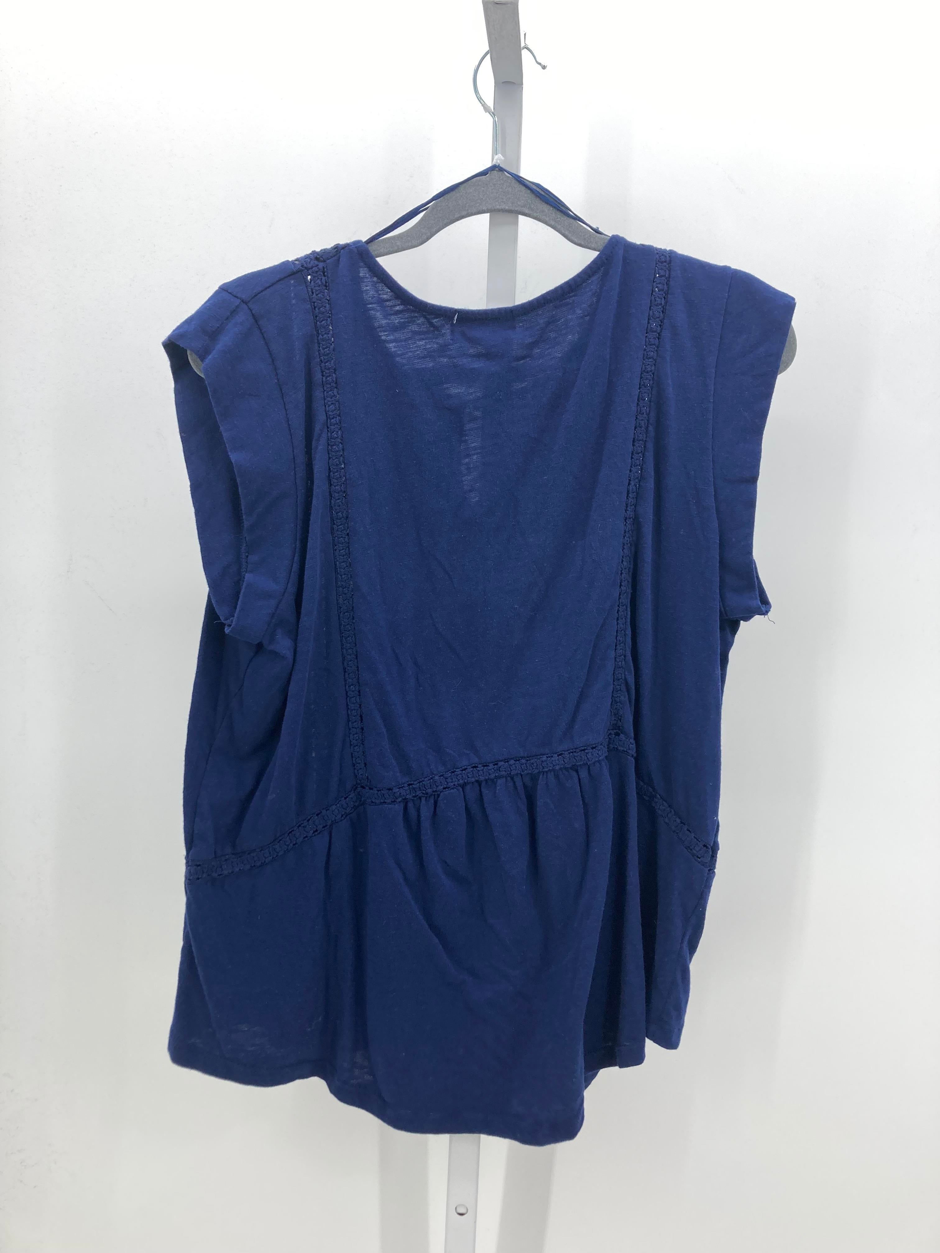 Size Extra Large Misses Sleeveless Shirt