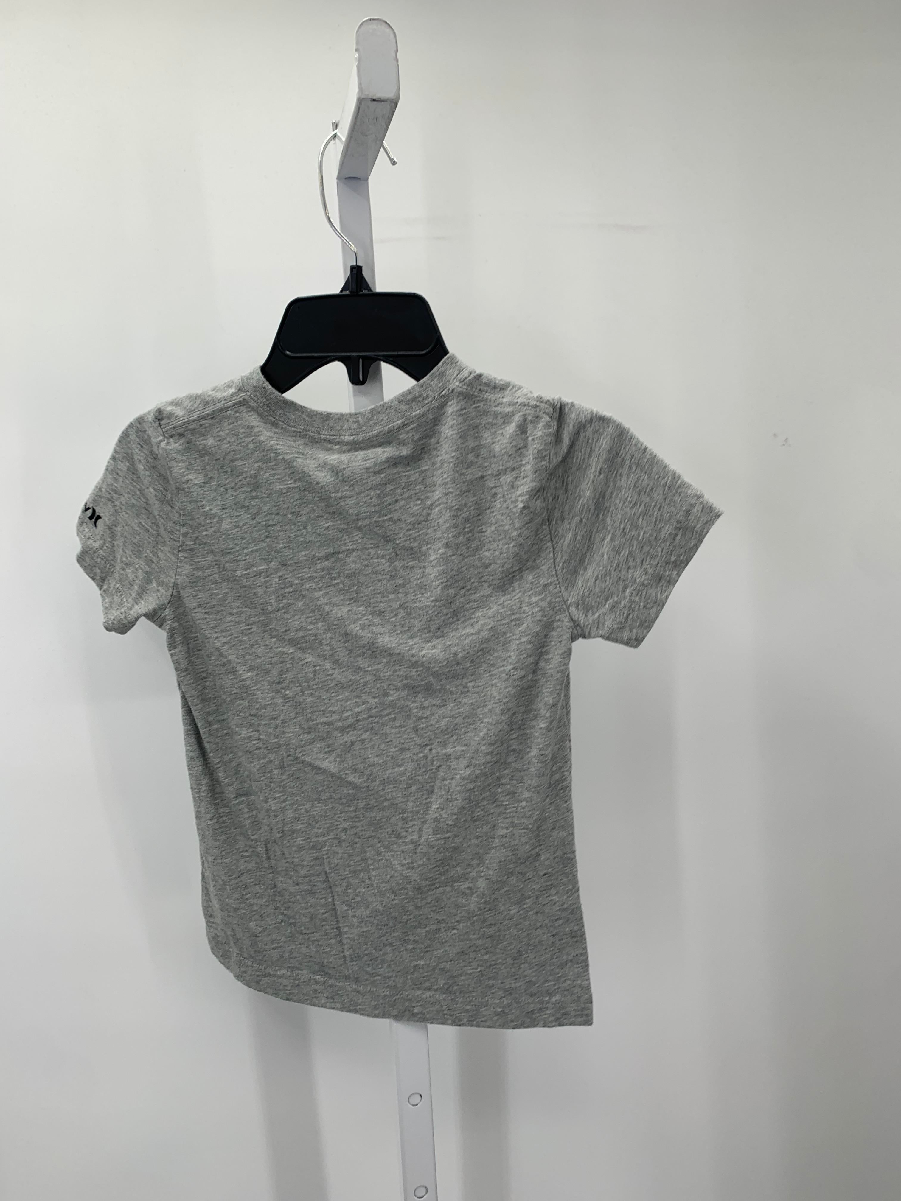 GRAPHIC KNIT TEE