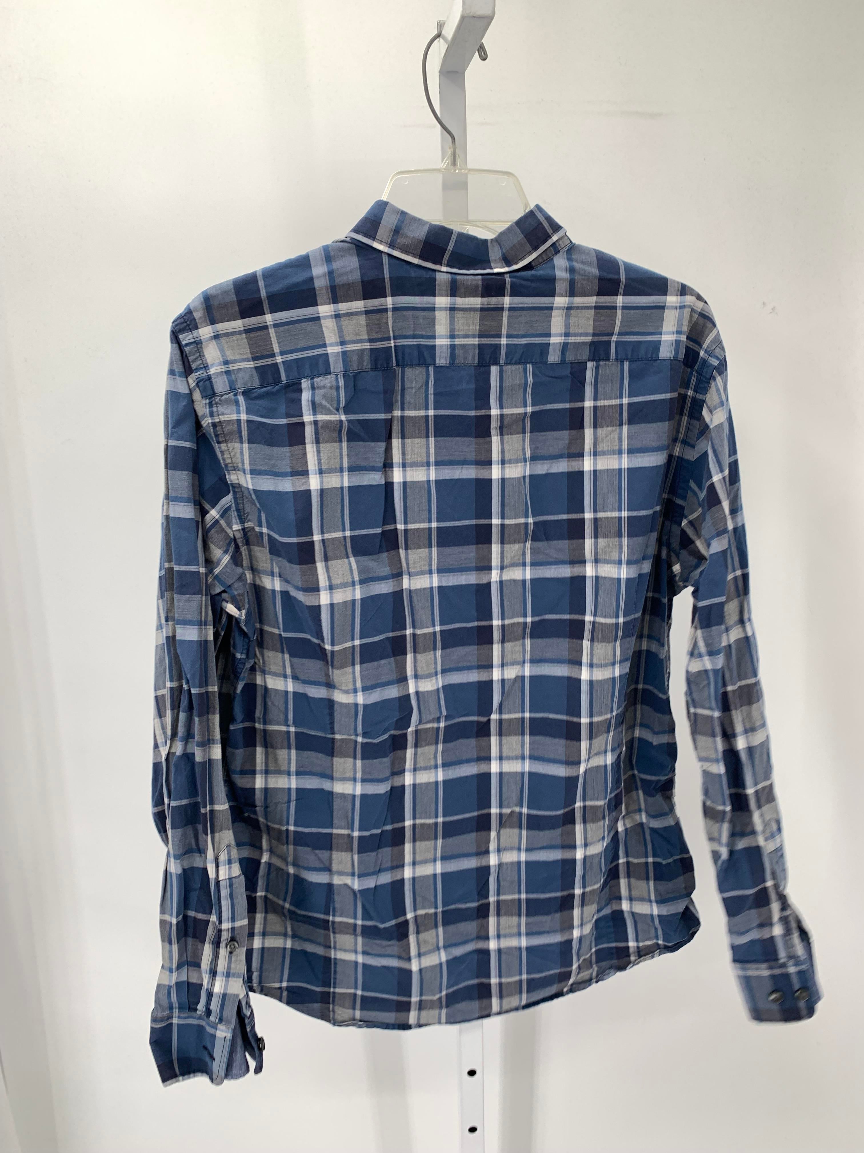 PLAID BTN DOWN