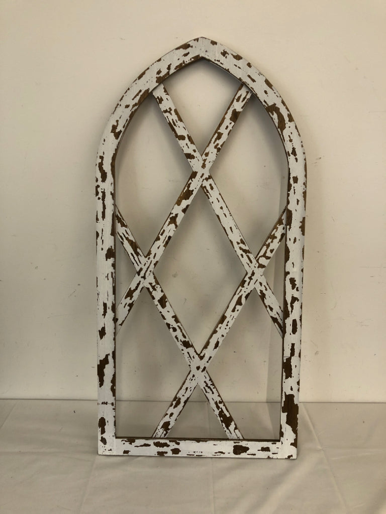 DISTRESSED WALL HANGING WINDOW PANE.