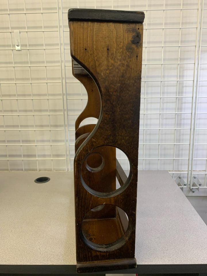 VTG WOOD WINE RACK W/6 BOTTLE HANGING SPOTS.
