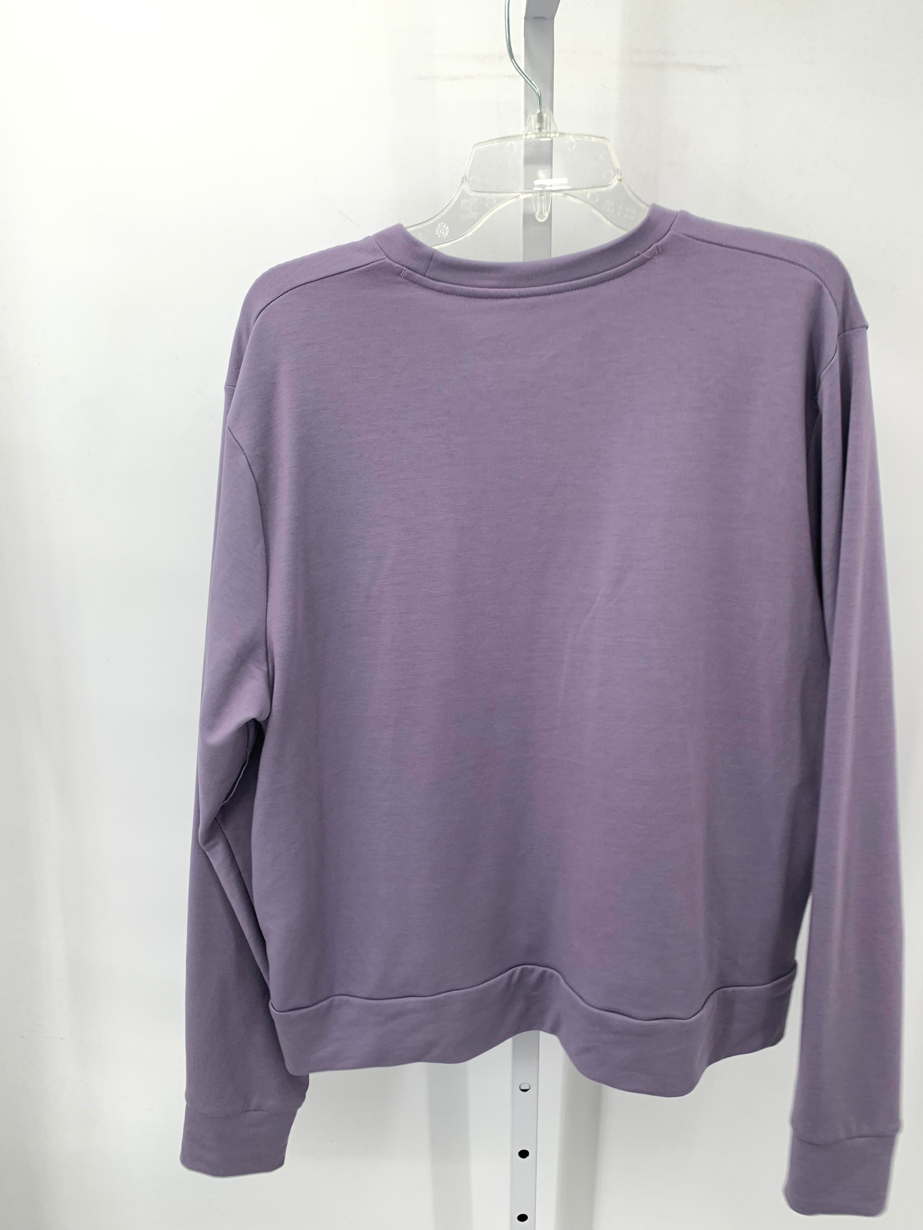 Under Armour Size Extra Large Misses Long Sleeve Shirt