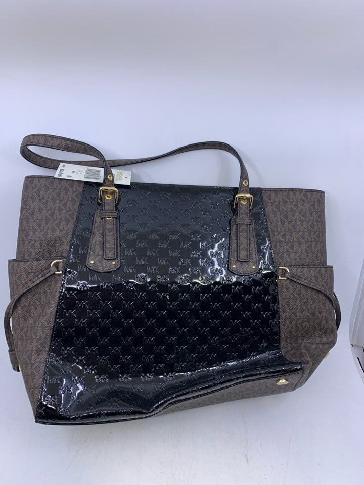 Michael Kors Voyager EW Tote- New With Tags