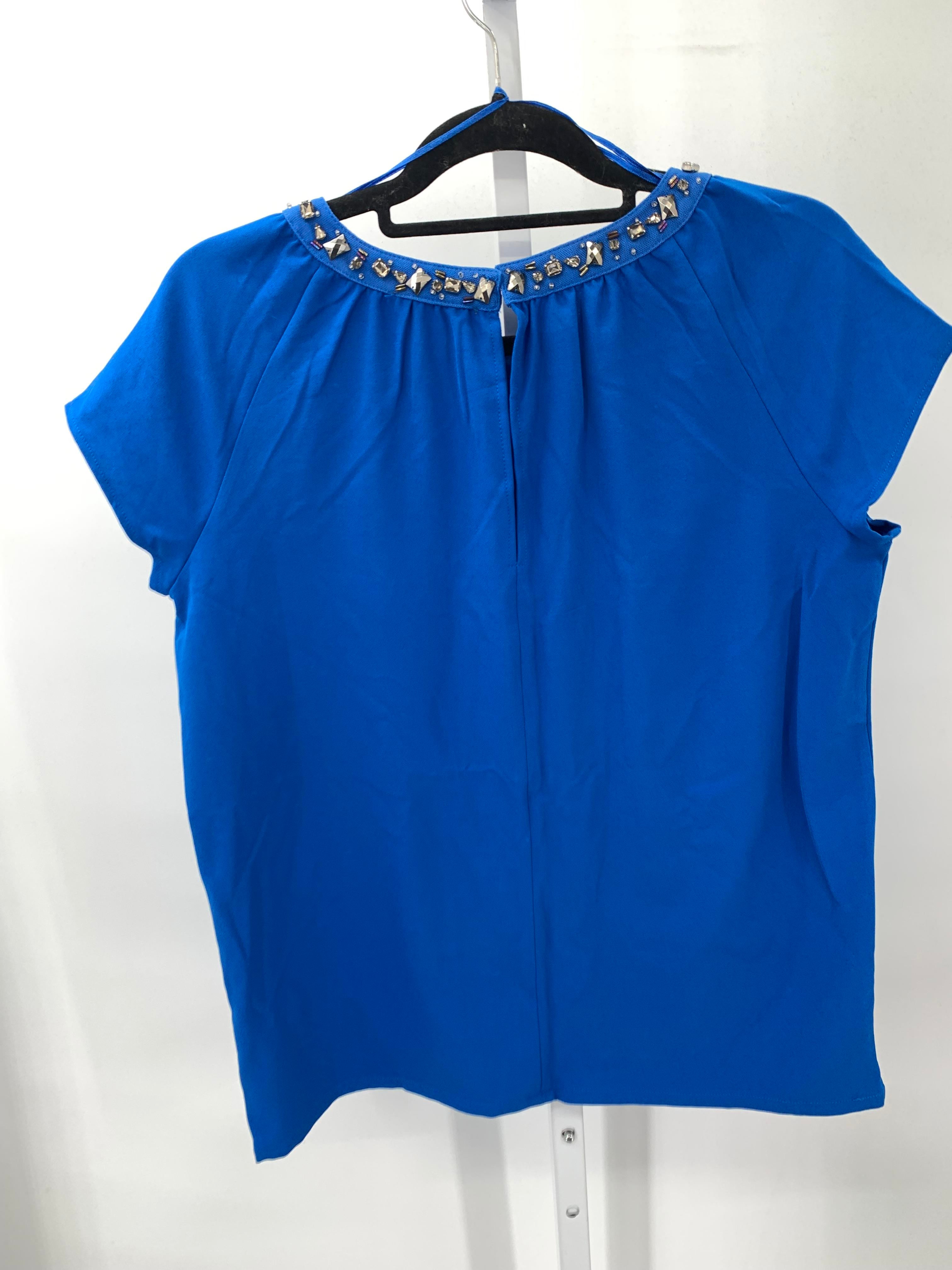 Size Small Misses Short Sleeve Shirt