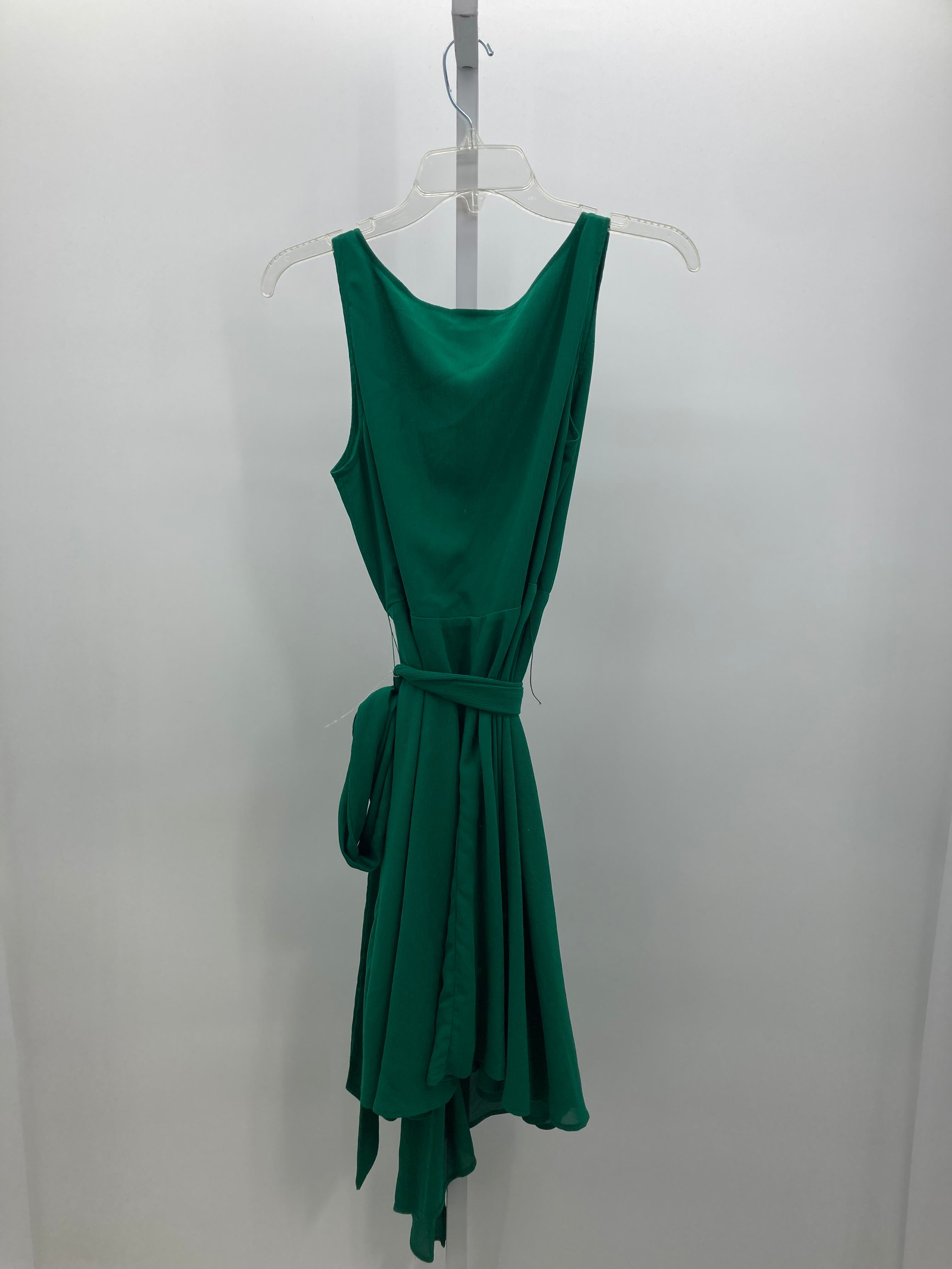 BB Dakota Size Small Misses Sleeveless Dress