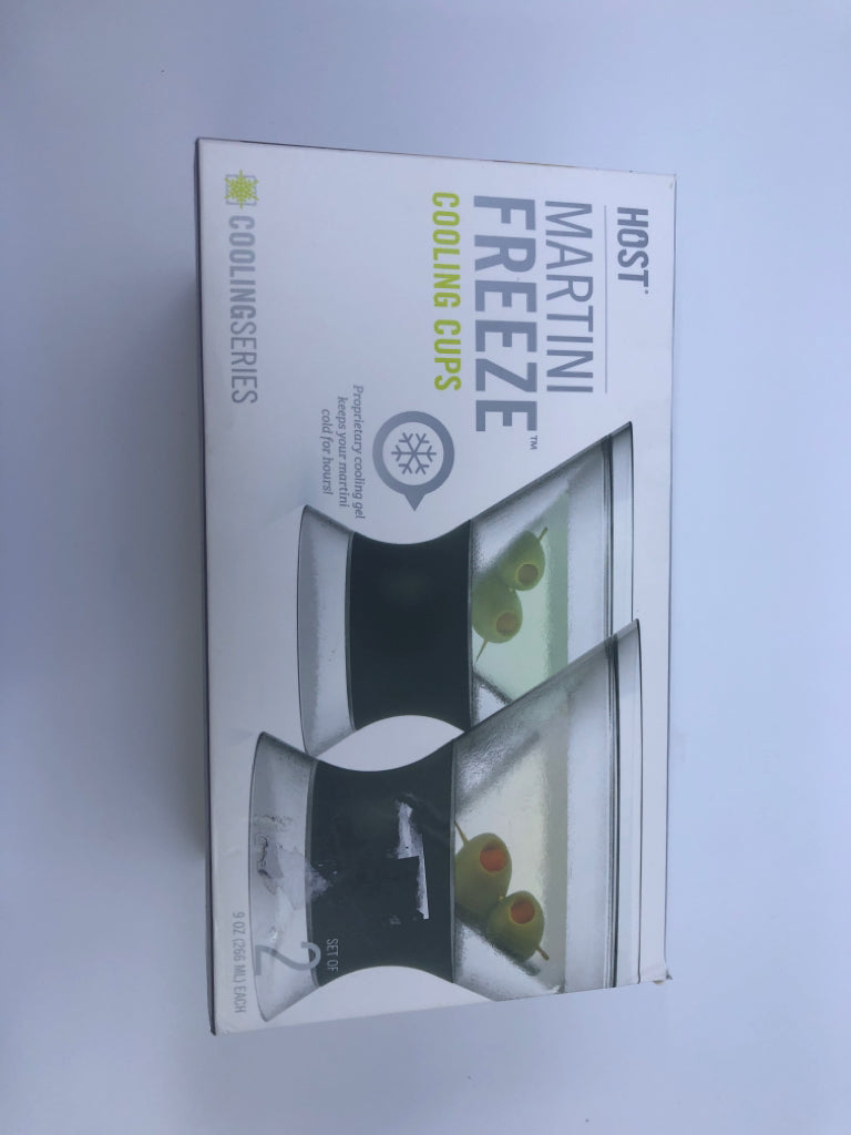 2 NIB MARTINI FREEZE PLASTIC GLASSES