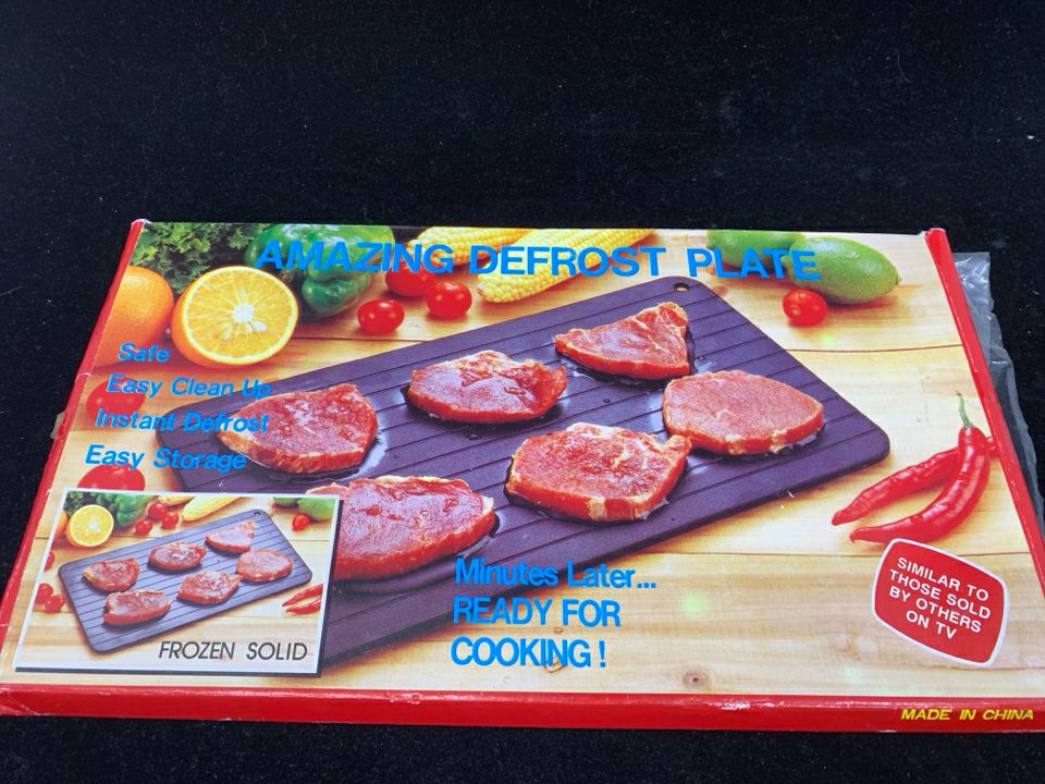 NIP AMAZING DEFROST PLATE.