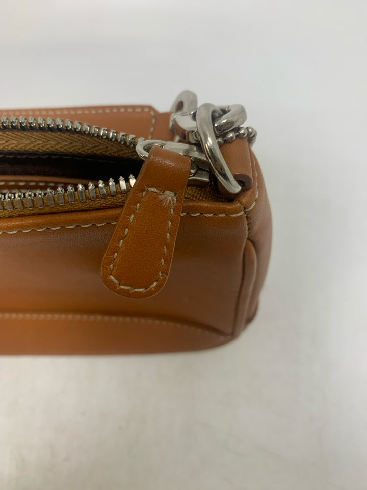 Vintage Coach 7785 Hampton Y2K Baguette Purse *Minor Exterior Wear