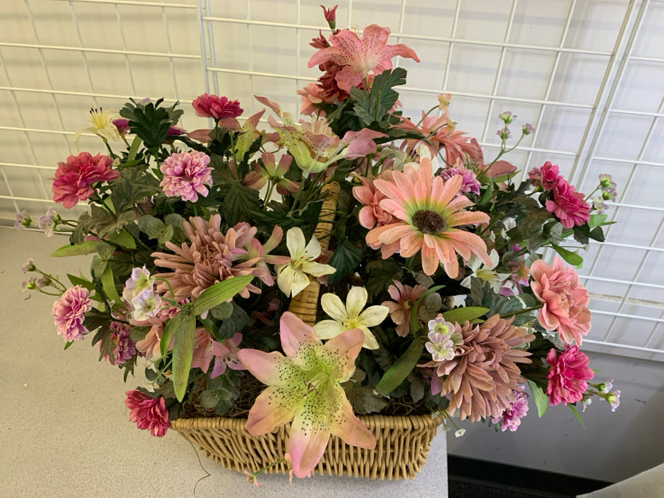 FAUX PINK FLORAL IN BASKET.