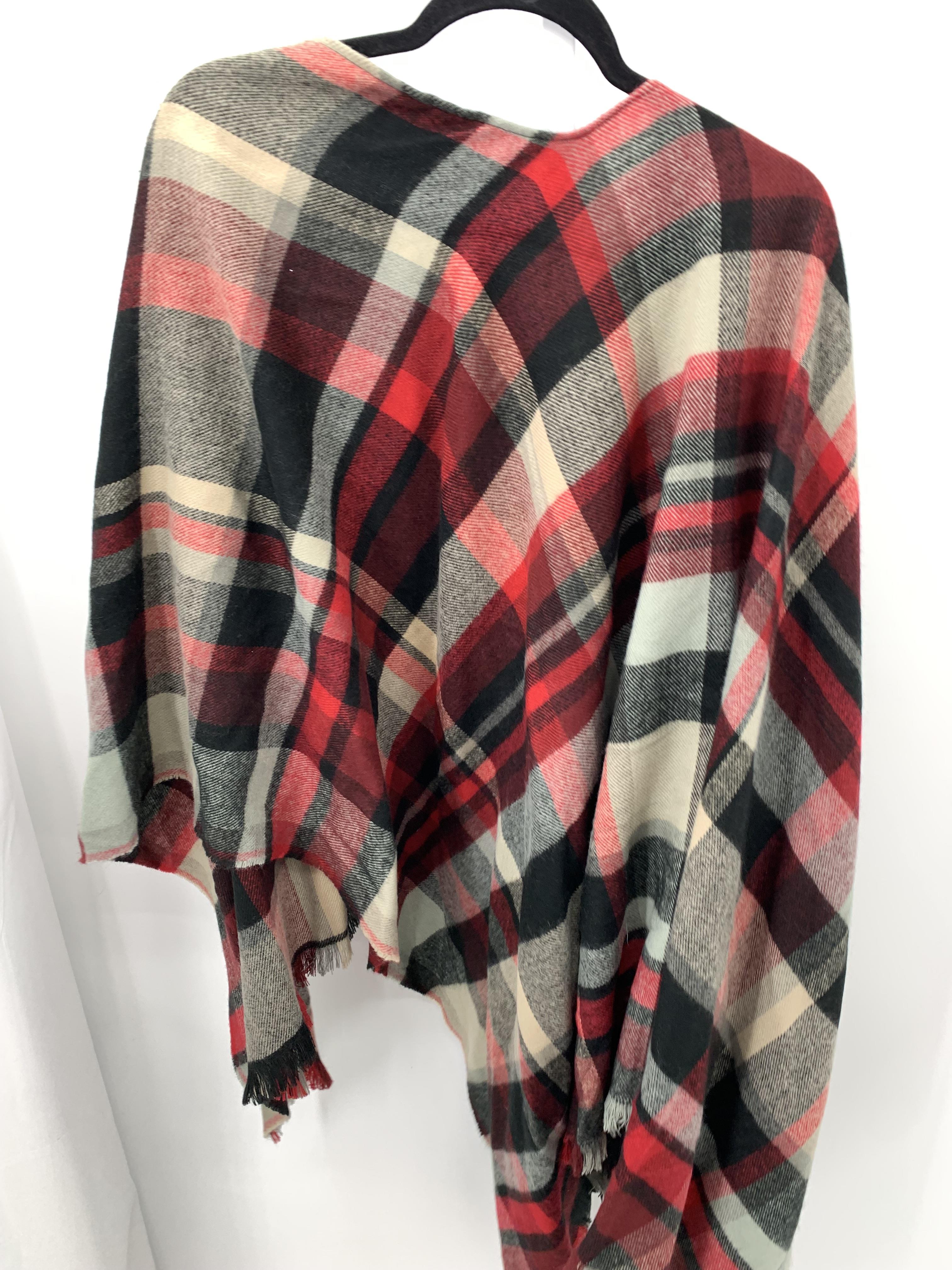 Soft Surroundings Size Medium Misses Shawl