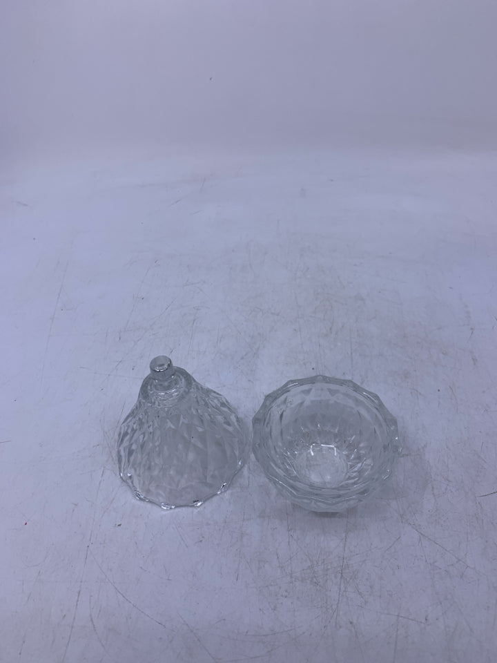 GLASS TEXTURED PEAR SHAPED.