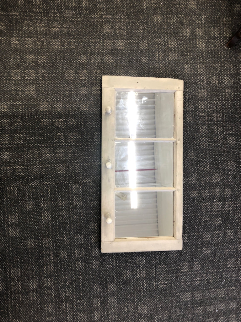 WHITE RUSTIC RECTANGLE MIRROR WALL ART W 3 HOOKS.