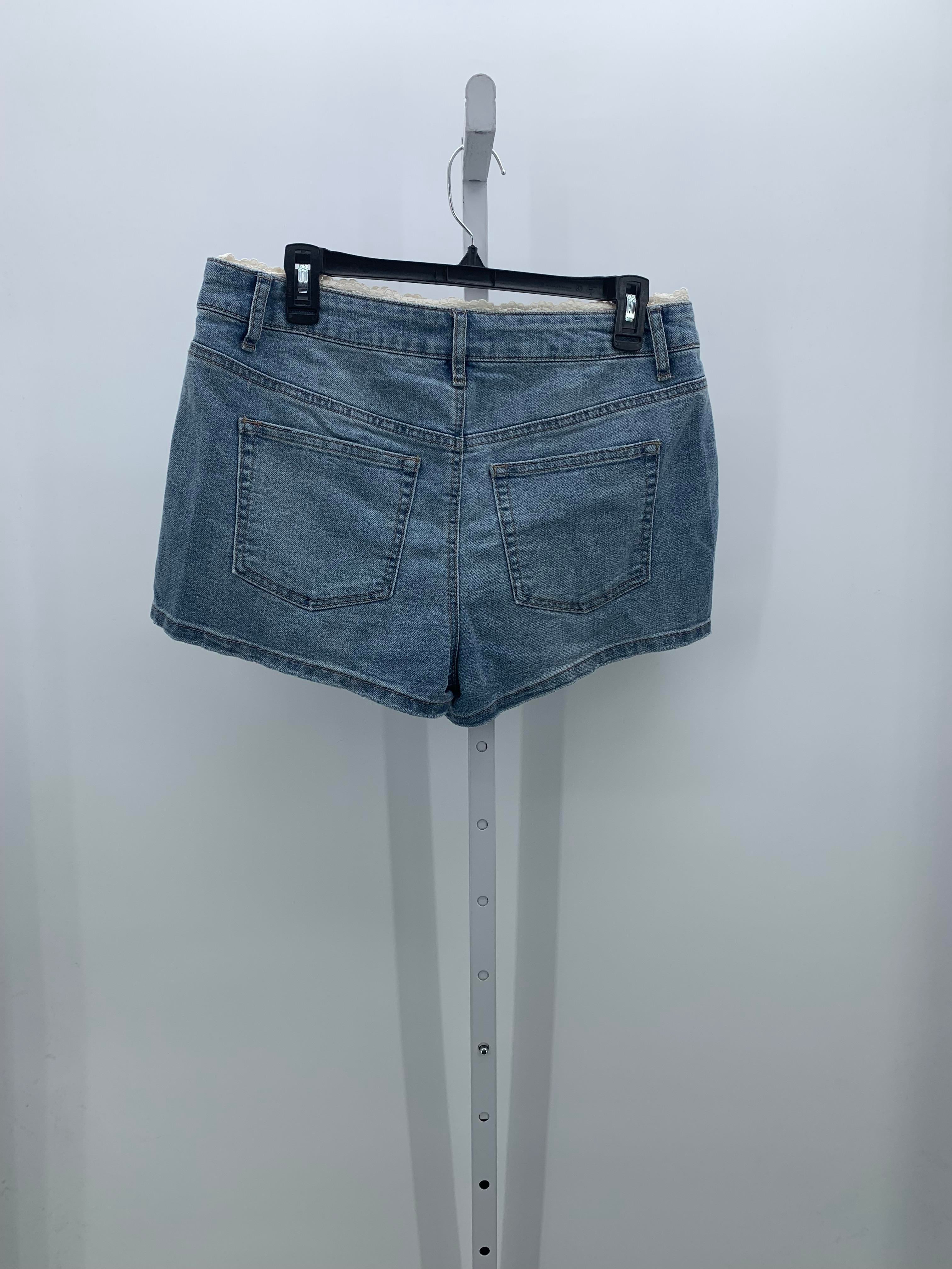 Vanilla Star Size 9 Juniors Shorts