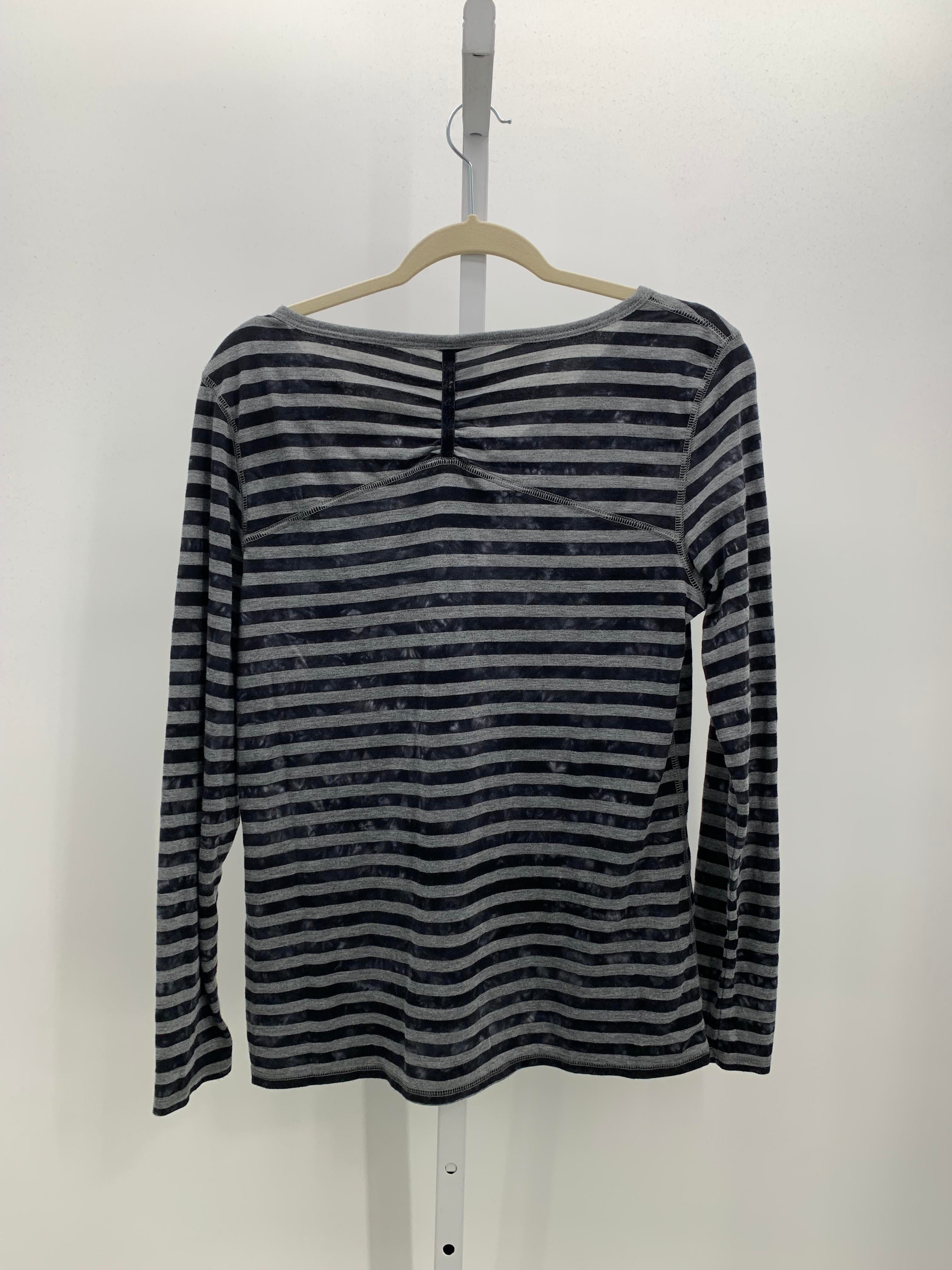 St. Johns Bay Size Small Misses Long Sleeve Shirt