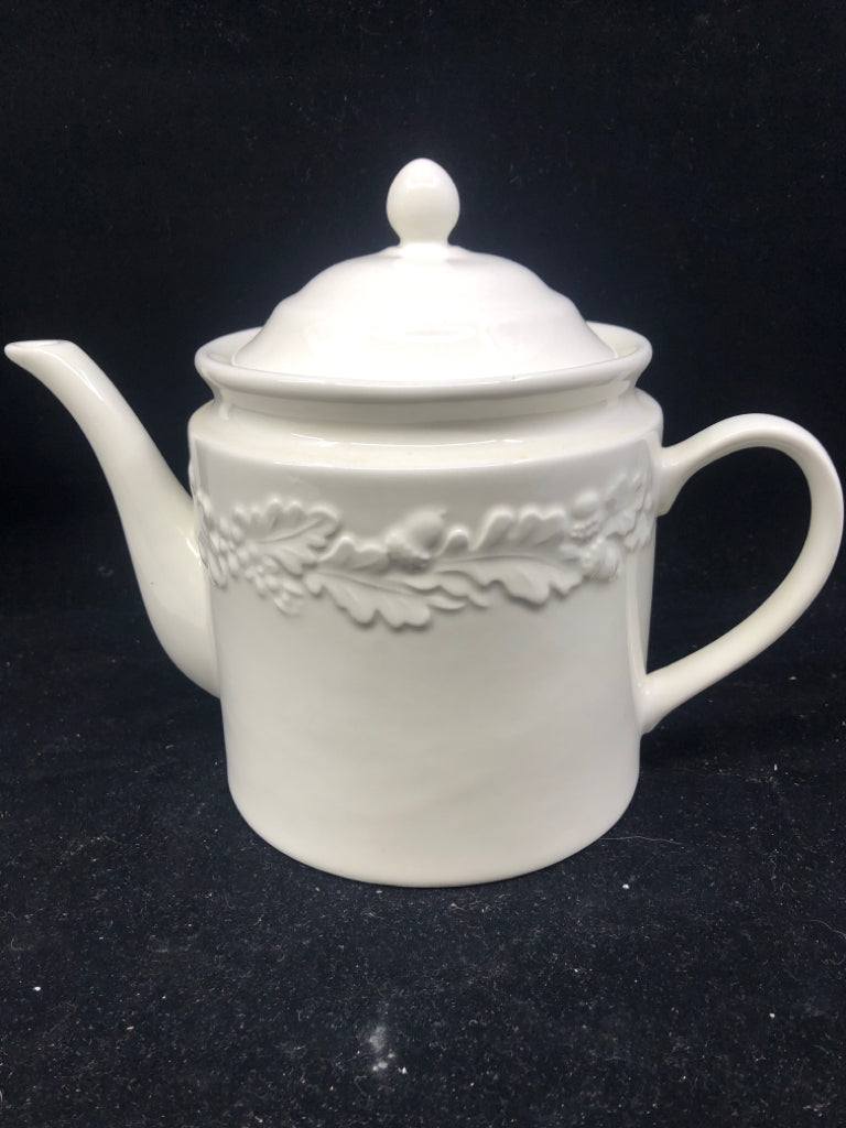 WHITE EMBOSSED MAPLE LEAVES TEAPOT.