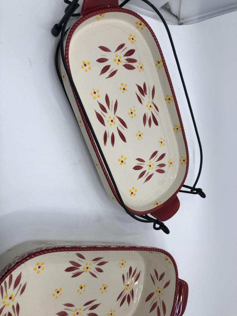3 PC OVAL SERVING DISH SET WITH HOLDER RED/CREAM/YELLOW FLOWERS.