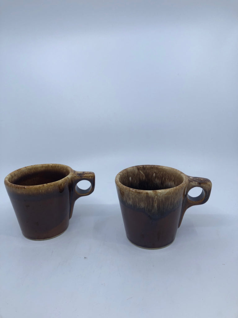 2 VTG BROWN DRIP MUGS.