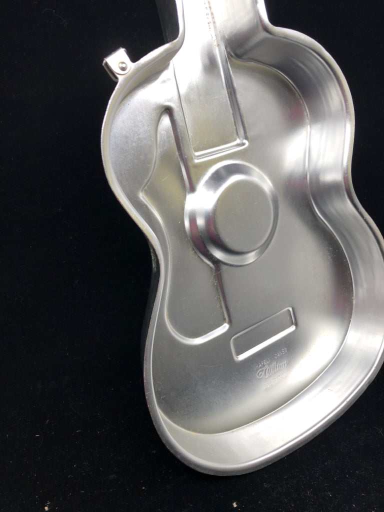 WILTON GUITAR CAKE PAN.