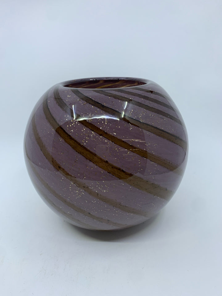 ROUND GLASS PURPLE AND BROWN SWIRL VASE.