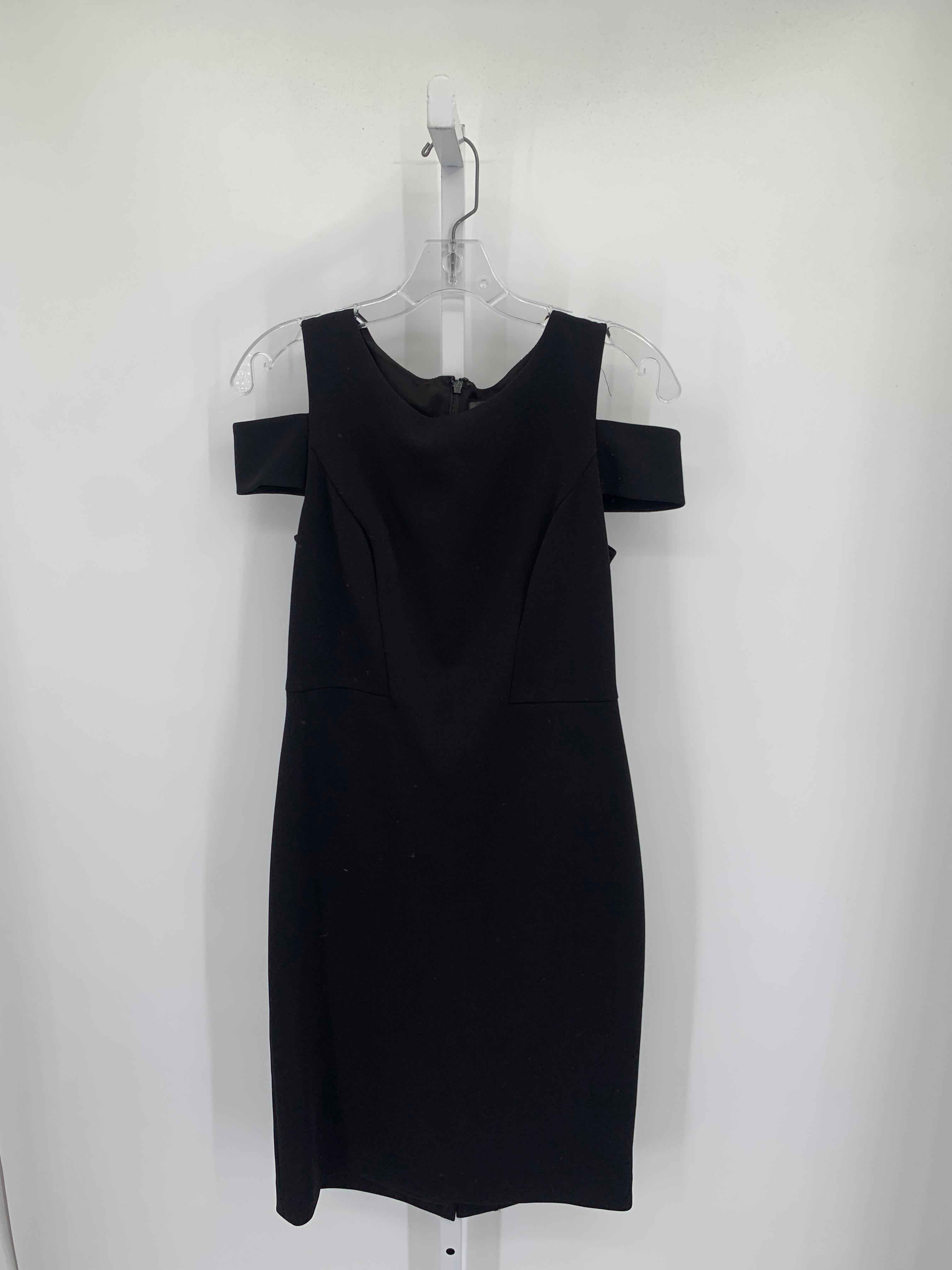 Vince Camuto Size 4 Misses Short Sleeve Dress