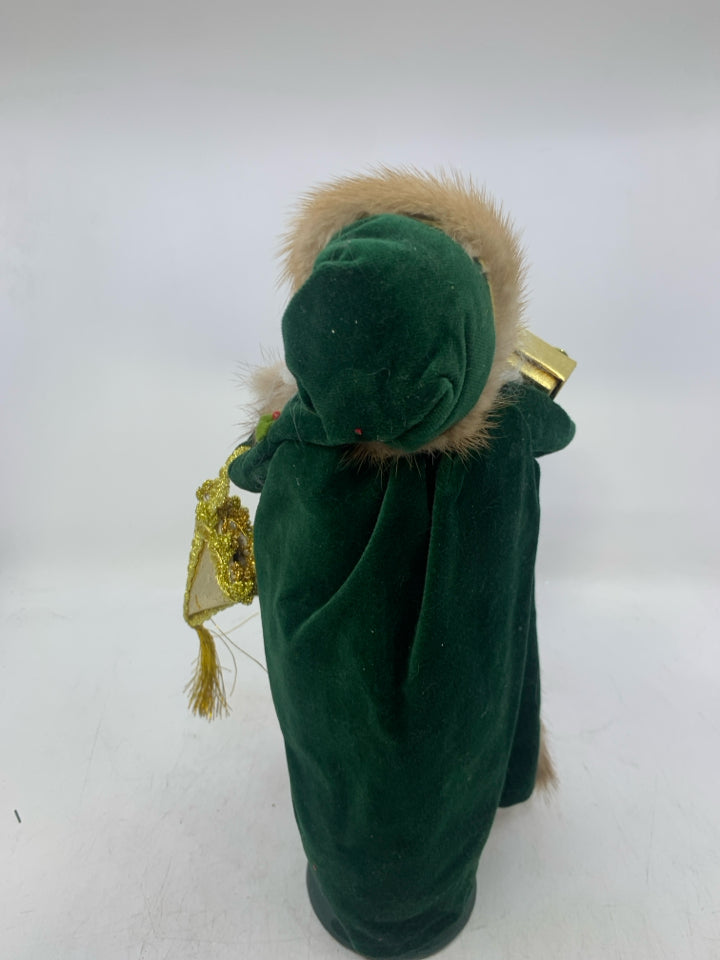 BYERS' CHOICE SANTA WITH GIFT.