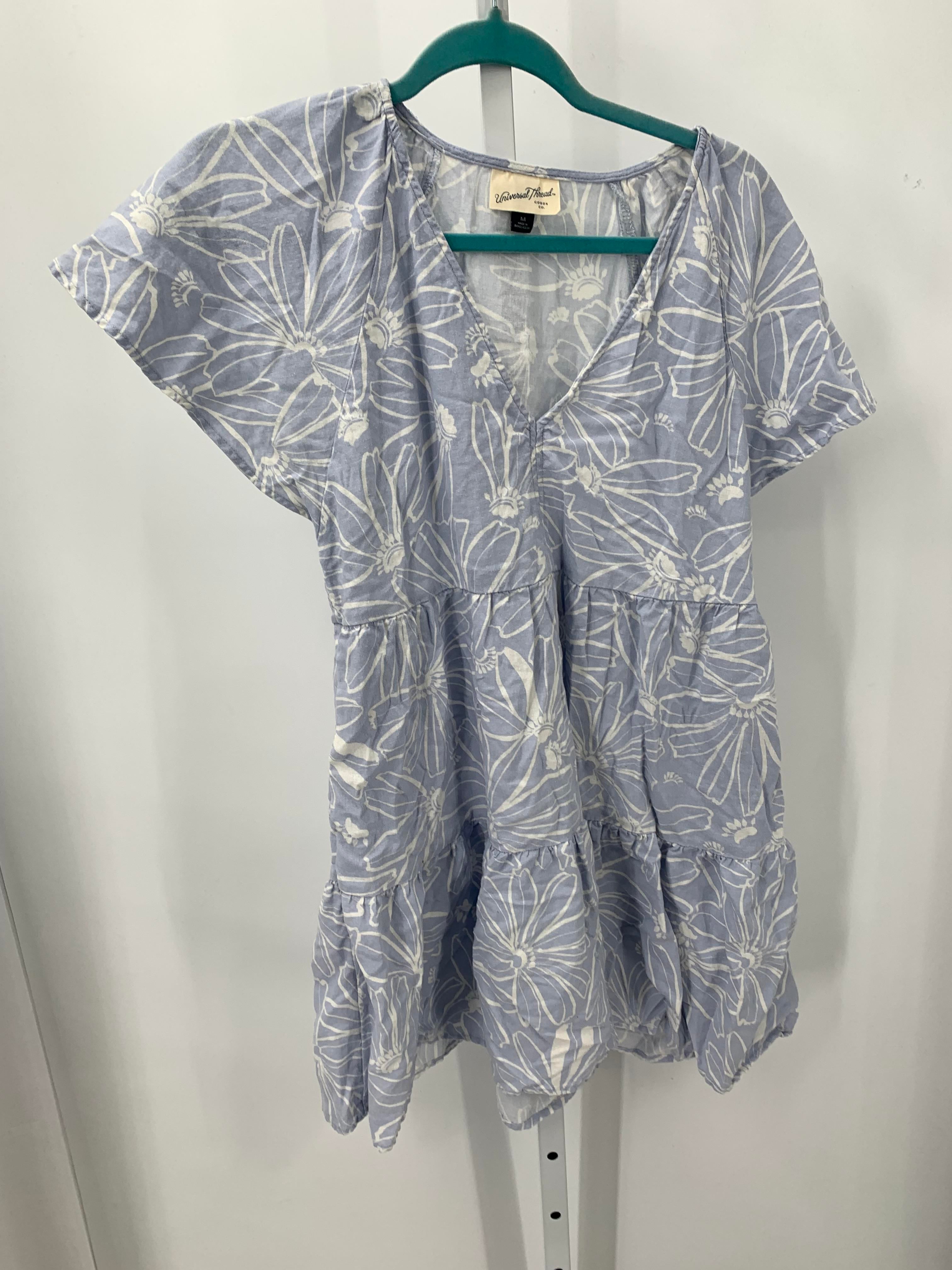 Universal Thread Size Medium Misses Short Sleeve Dress