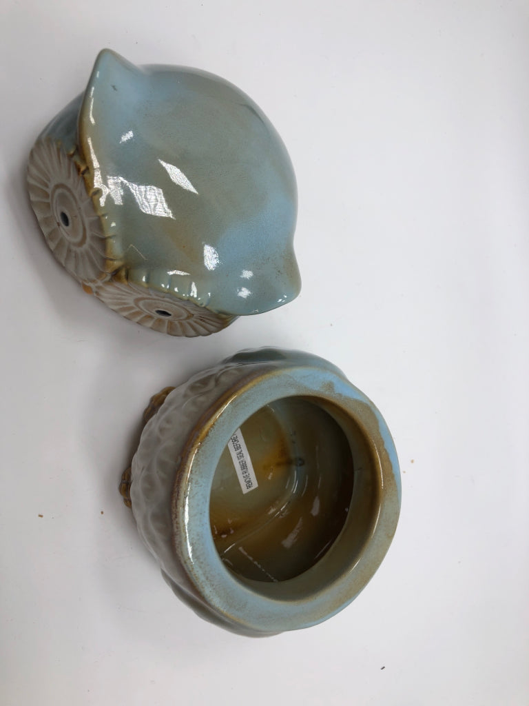 GLAZED OWL CANISTER.