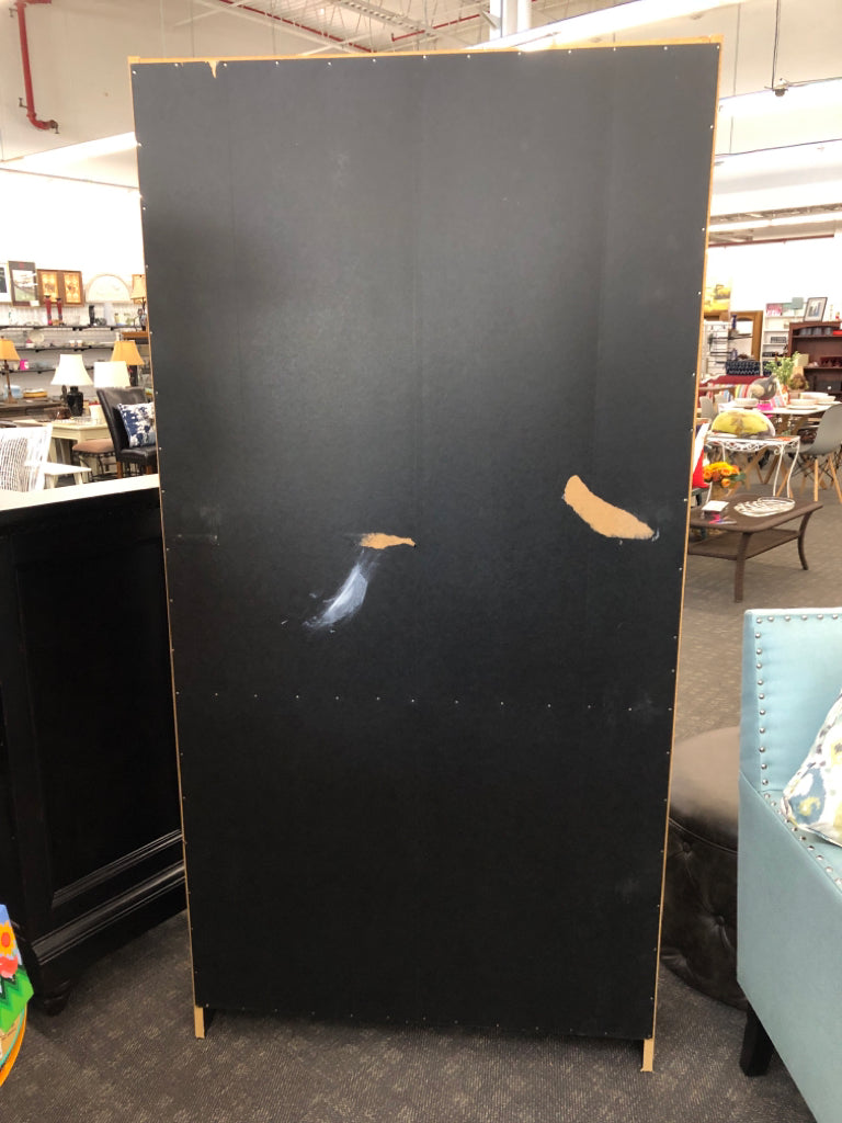 WIDE BLACK 5-SHELF BOOK CASE.