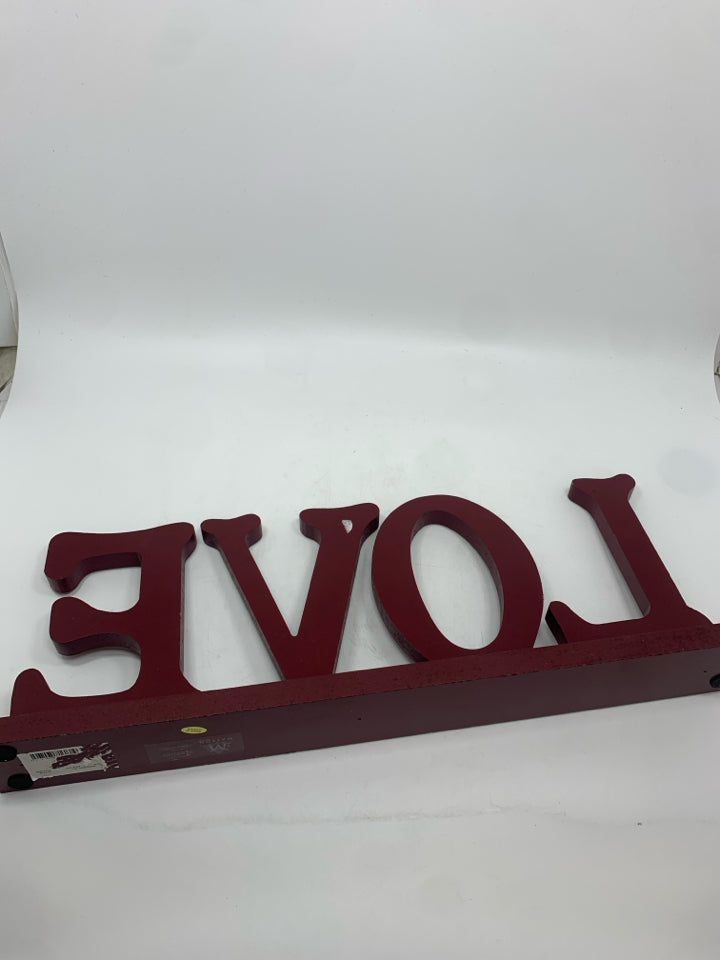 RED LOVE WOOD SHELF SIGN.