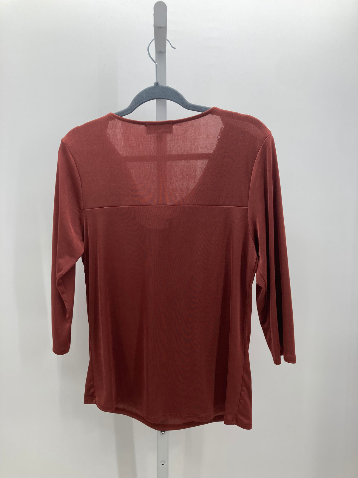 Size Medium Petite Petite 3/4 Sleeve Shirt