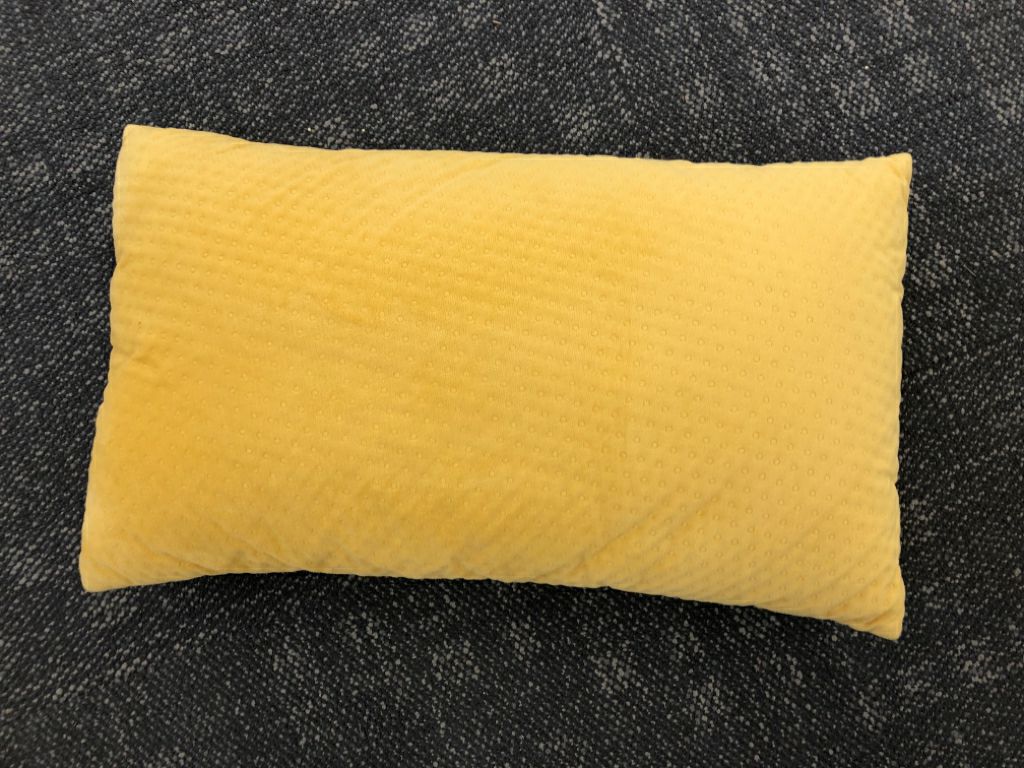 YELLOW RECTANGLE PILLOW.
