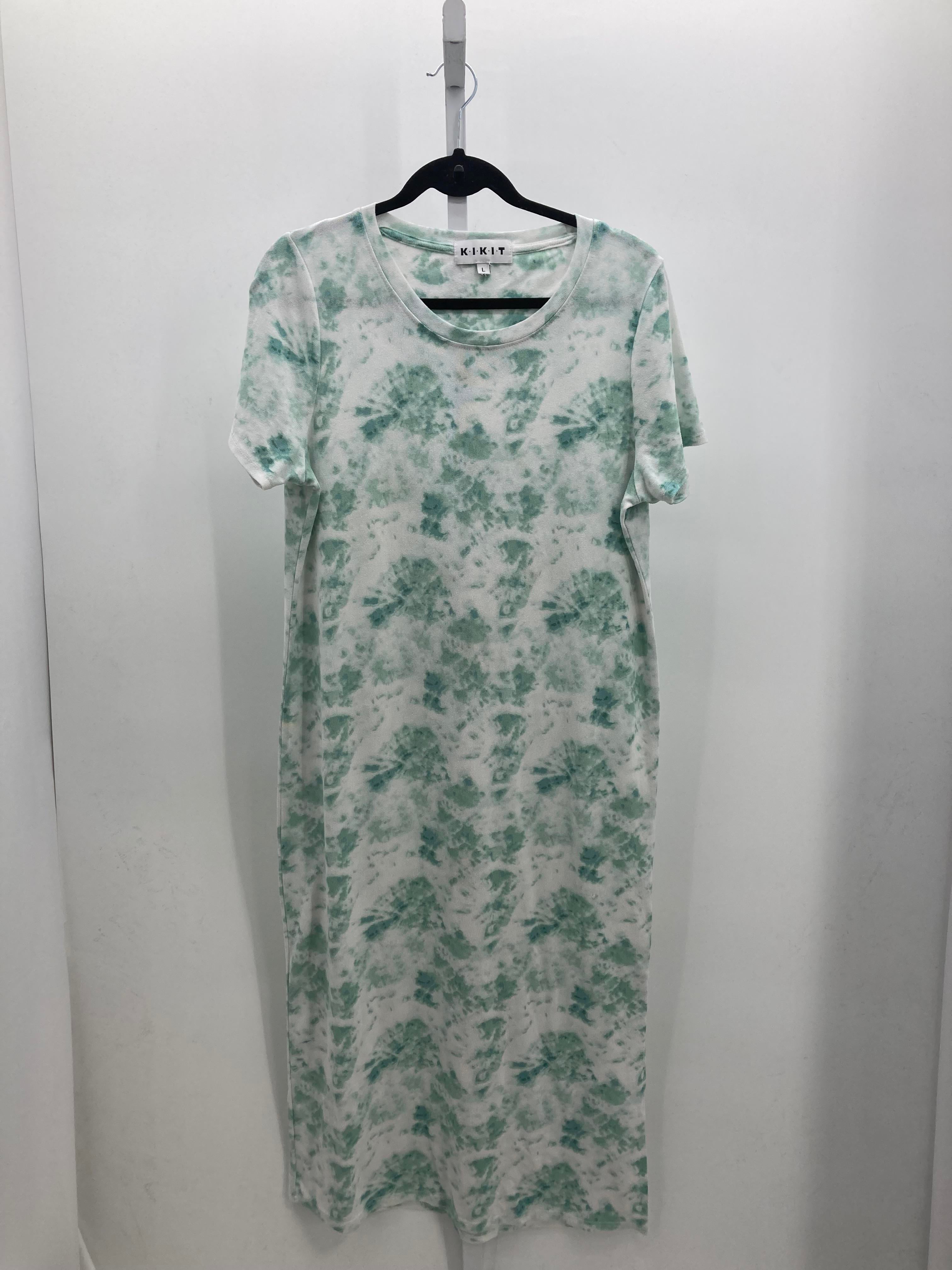 Size Large Misses Short Sleeve Dress