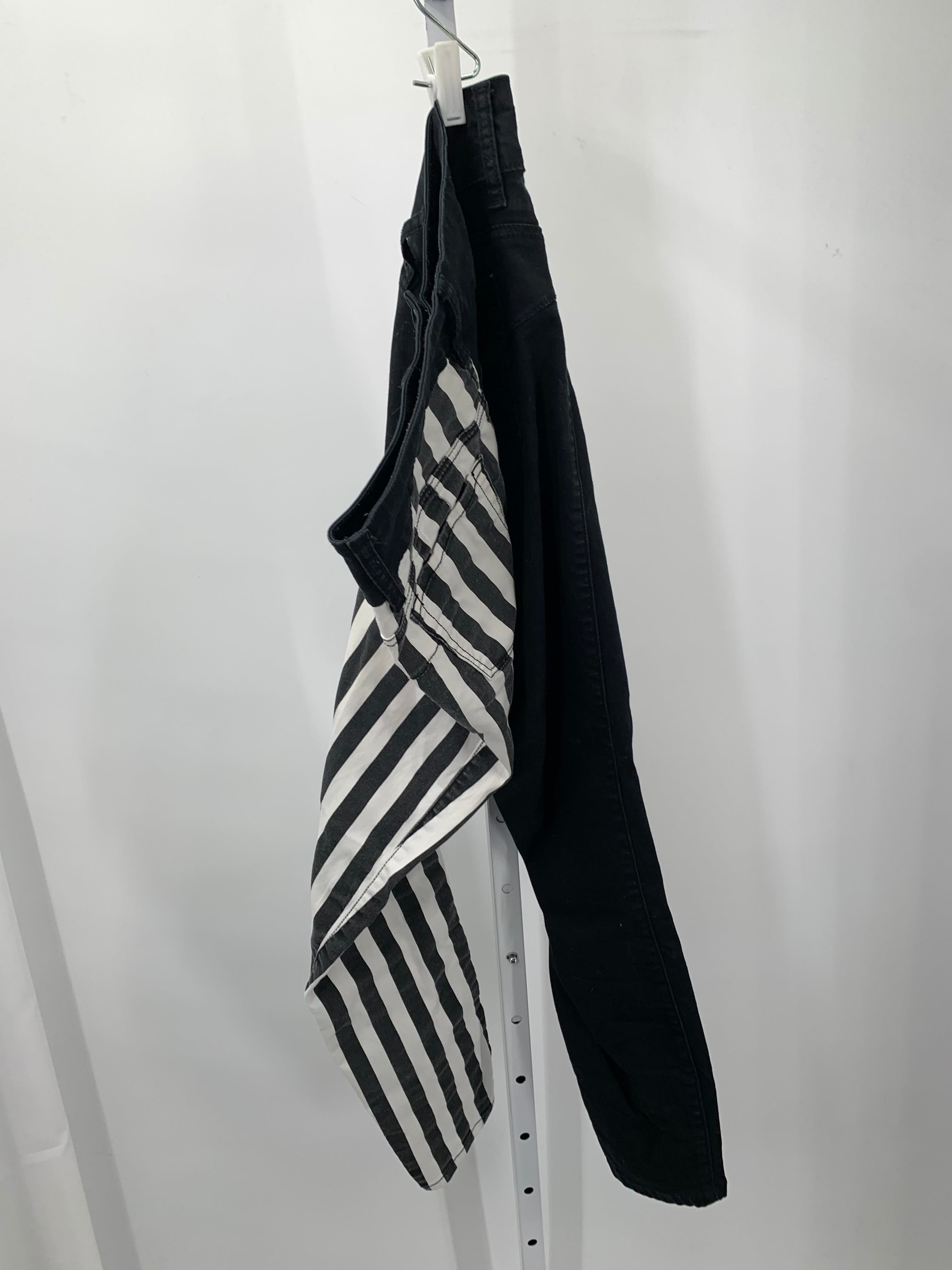 Hot Topic Size 11 Juniors Jeans