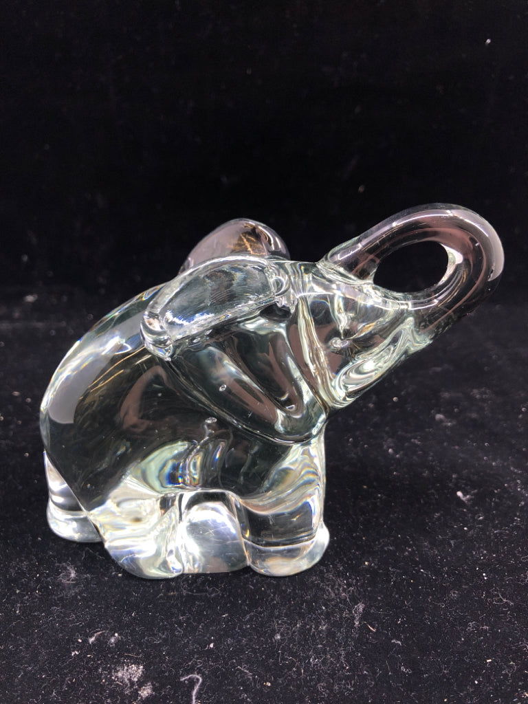 HEAVY GLASS ELEPHANT PAPER WEIGHT.