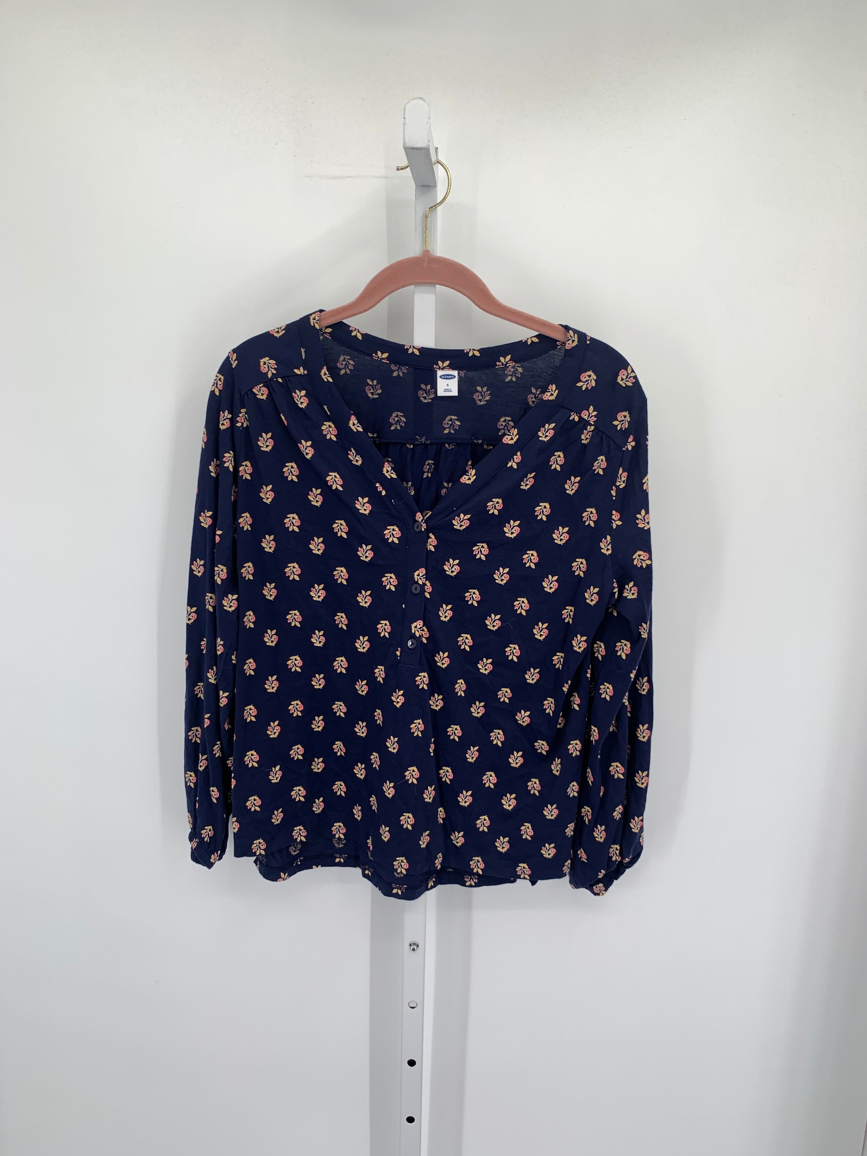 Old Navy Size Small Misses Long Sleeve Shirt