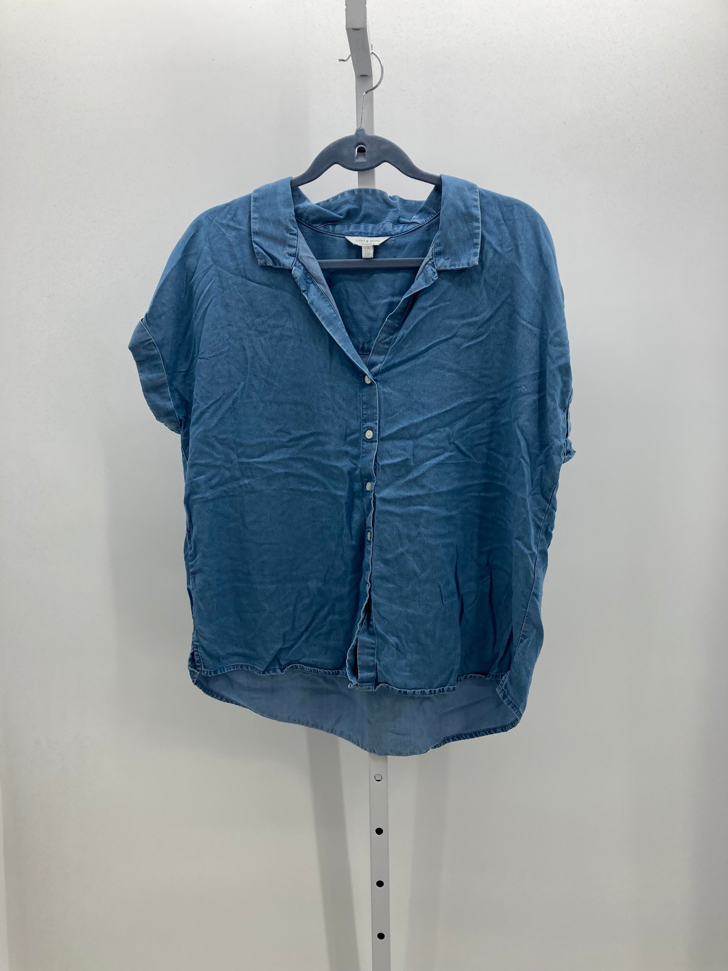 Lucky Brand Size Large Misses Short Sleeve Shirt
